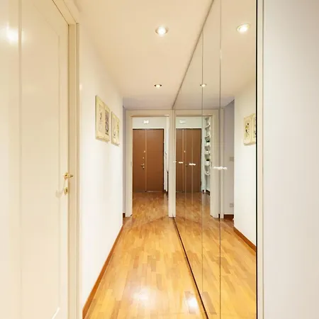 Hostly - Trieste Appartement