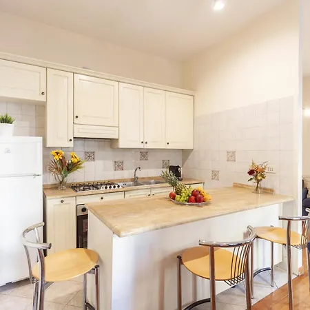 Hostly - Trieste Apartment *